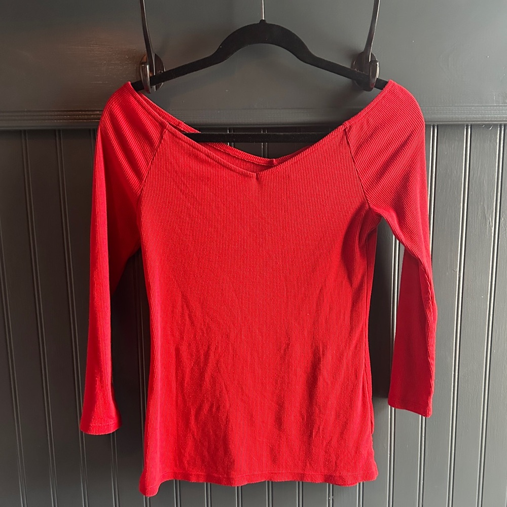 Old Navy Women's Bright Red V-Neck Ribbed 3/4 Sleeve Blouse